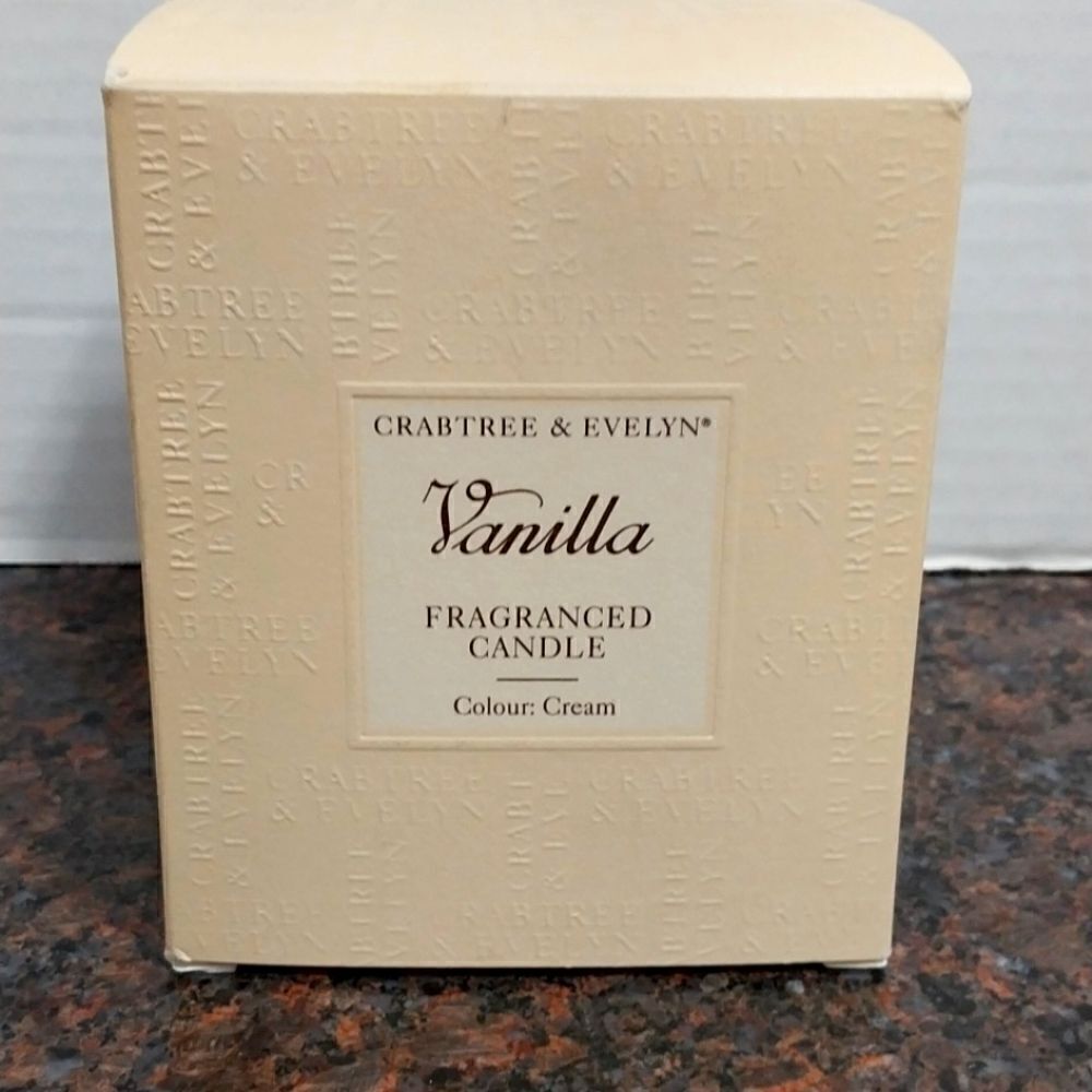 Crabtree and Evelyn VANILLA Candle...NIB